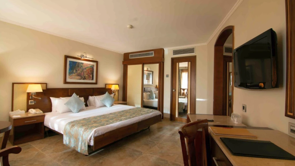 الفندق جولي فيل & سبا كينجز ريزورت - الأقصر